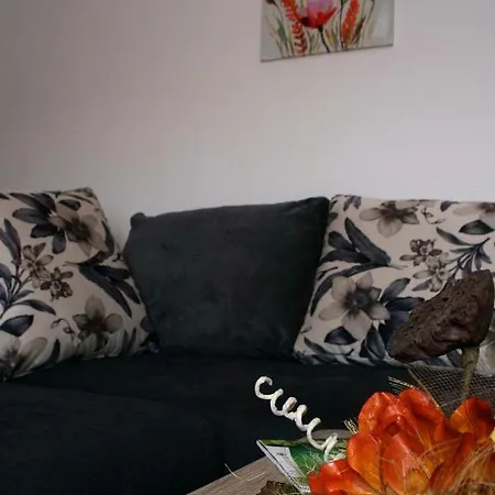Rum i privatbostad Zelena Oaza