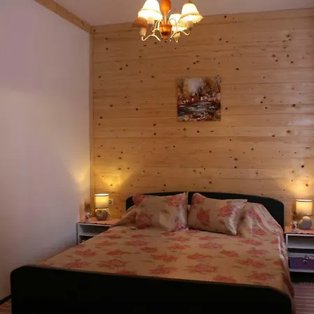 Zelena Oaza Rum i privatbostad Lokve